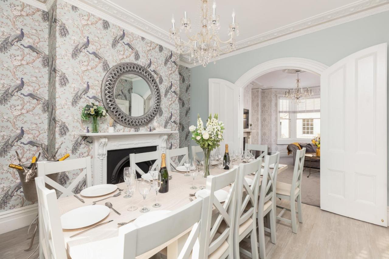 5 Bedroom Magnificent Georgian Townhouse- City Centre Bath Eksteriør billede